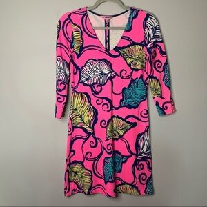 Women’s Lilly Pulitzer pink patterned v-neck shift dress size XS